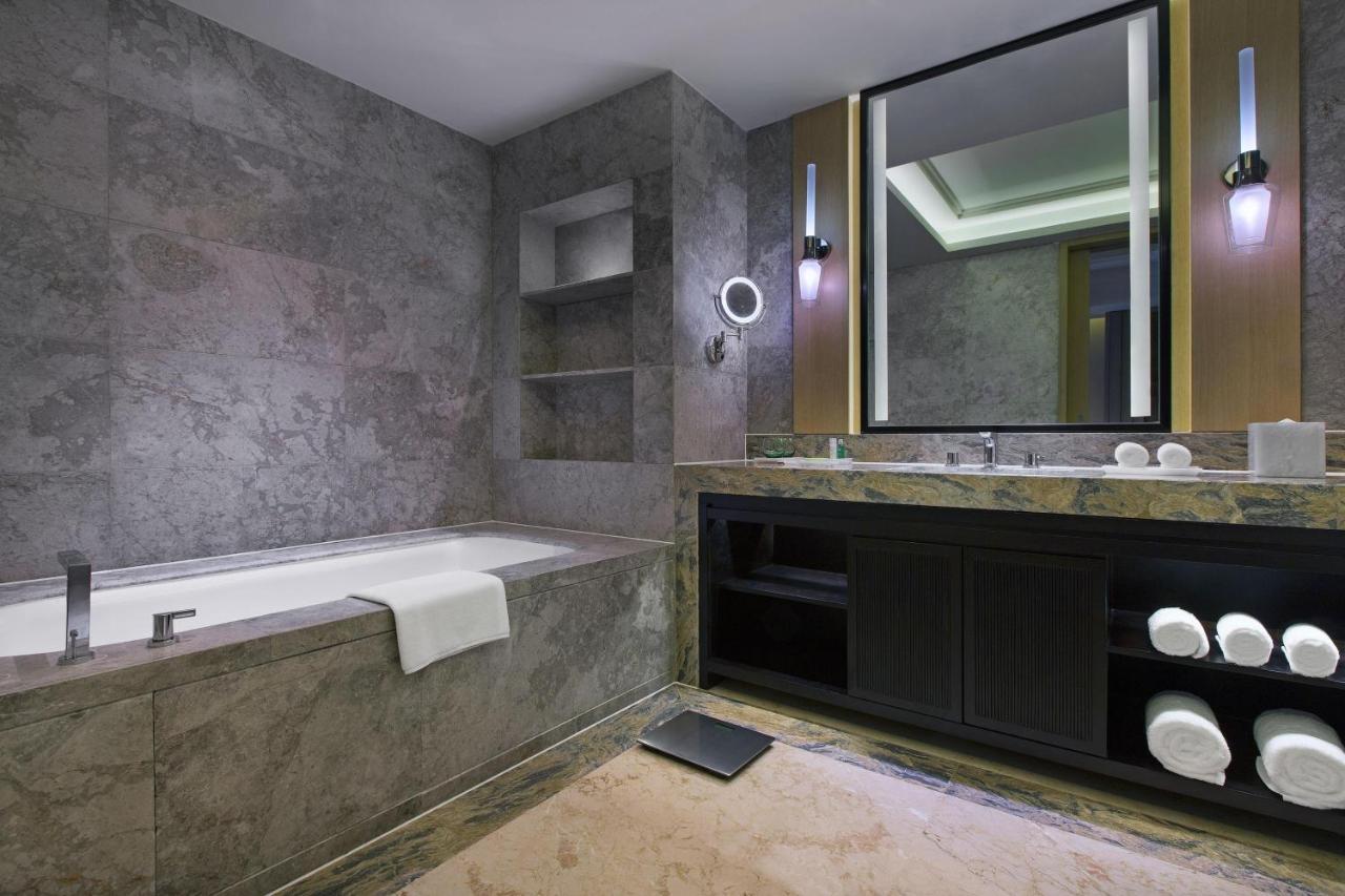 The Westin - Instagrammable Hotel 5*